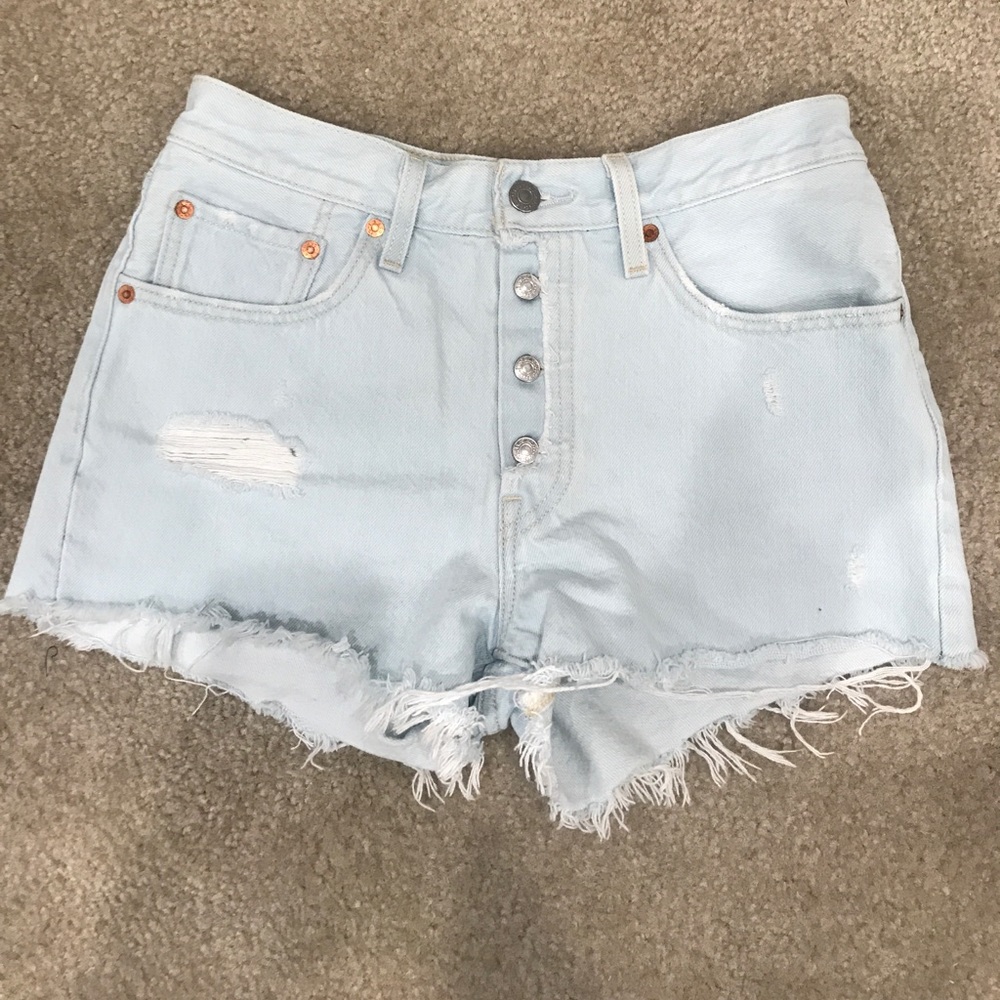 Levi’s 501 high waisted shorts